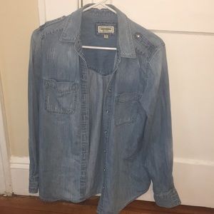 Express Boyfriend Denim Button Down Shirt 💙